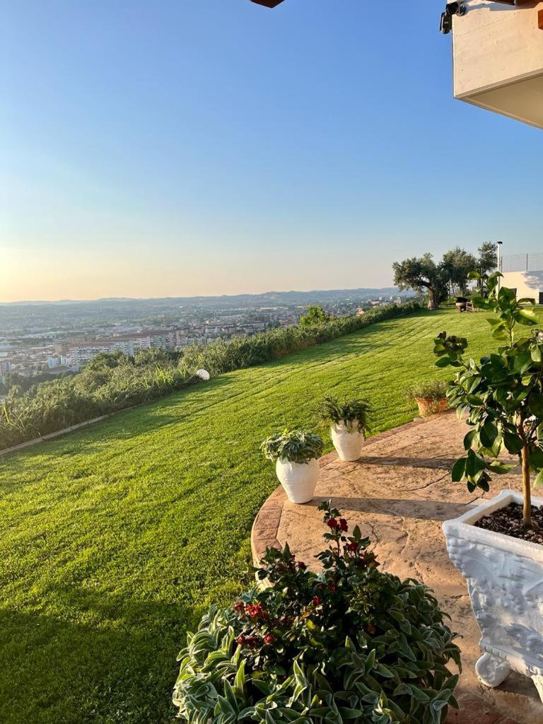 Ferienwohnung Mirabel Chieti Exterior foto